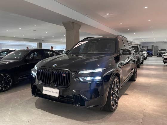 BMW X7 4.4 V8 GASOLINA M60i STEPTRONIC BMW X7 4.4 V8 GASOLINA M60i STEPTRONIC